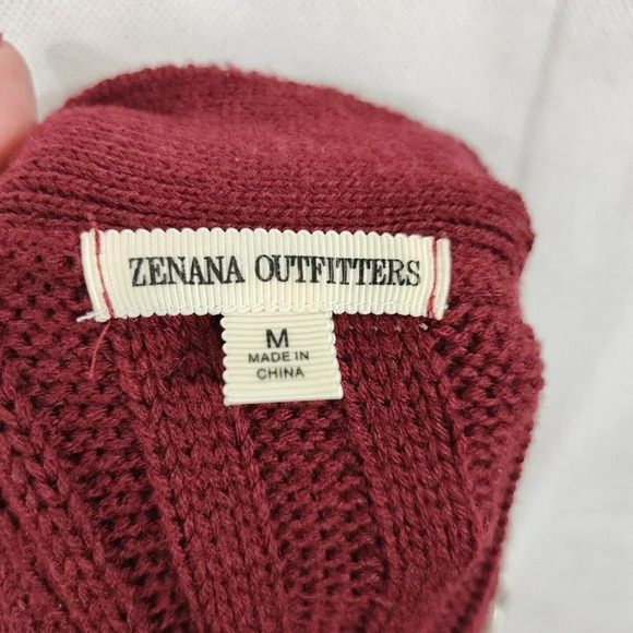 Zenana Outfitters Button Up Cardigan Cable Sweater Size M Burgundy Red Acrylic - Picture 5 of 7
